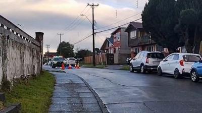 Hallan cadáver de hombre de 43 años en la vía pública en Ancud