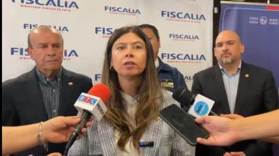 Identifican a 10 estudiantes autores de rayados con amenazas de tiroteos en colegios de Iquique