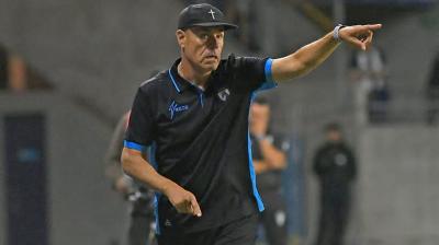 Cantillana tras el empate ante Santa Cruz: "Actitud hubo, lo que pasa es que no hubo coordinación en los movimientos"
