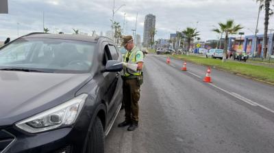 Tarapacá contabilizó nueve accidentes de tránsito sin víctimas fatales este fin de semana largo: se registraron 114 detenciones