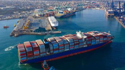 Puerto de San Antonio anota balance positivo en carga movilizada entre enero y abril