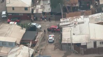 Robo a parcela de Olmué terminó con persecución en Colina: 4 sujetos detenidos