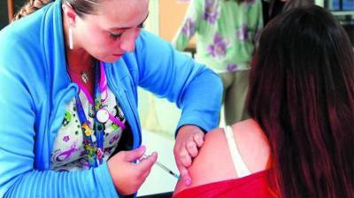Llaman a vacunarse contra la influenza ante aumento de circulación viral