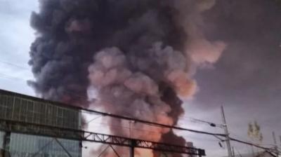 No descartan "intencionalidad" en incendio donde se acopiaban neumáticos en Cerrillos
