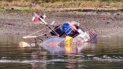 Lancha que se dirigía a Quellón se hunde en el Canal Skorpios: cuatro tripulantes fueron rescatados