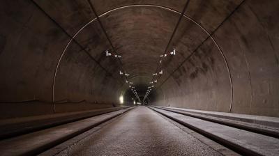 Emergencia en Túnel Lo Prado genera congestión y suspensión del tránsito hacia Santiago