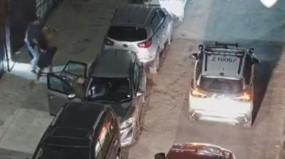 [VIDEO]  Detienen a dos sujetos  que golpearon y asaltaron a peatón en Iquique