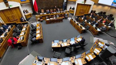 Senado aprueba y despacha a ley mayor endeudamiento fiscal por US$6.200 millones