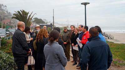 Autoridades visitaron Maitencillo en medio del proyecto que renovará el alumbrado público