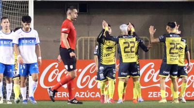 San Luis cerró notablemente su paso por la Copa Chile goleando a Universidad Católica