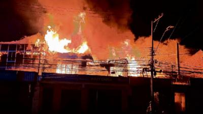 Parroquia de San Antonio junta ayuda para trabajadores de locales afectados por incendio