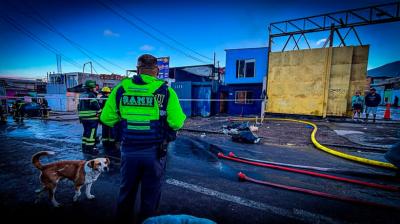 Una persona fallecida dejó incendio registrado durante la mañana de este domingo en Iquique