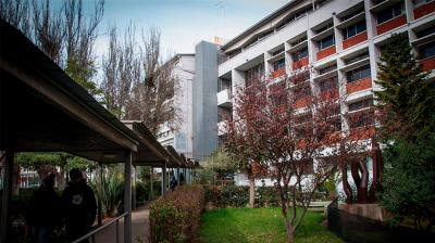 Cierre de los principales accesos a Playa Ancha complica a universitarios