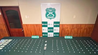 Desarticulan punto de venta de drogas y detienen a tres personas en Coihueco