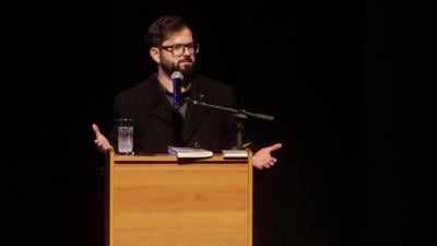 Boric hizo un llamado a la izquierda y afirmó que sería un “error garrafal” cancelar el debate interno por temor a críticas