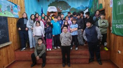 Dalcahue y Conaf llevan educación ambiental a escuelas rurales de Tenaún y Calen