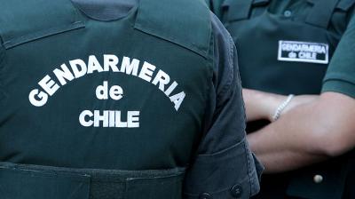 Cuatro gendarmes detenidos por ingresar drogas y celulares a la cárcel de Collipulli