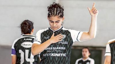 María José Roa tras derrotar al cáncer de mama: “Es un sueño para mí estar con vida defendiendo los colores de Wanderers”