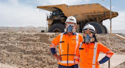 Antofagasta y Calama concentran cerca del 45% de vacantes mineras: trabajo en equipo es la habilidad más solicitada por compañías