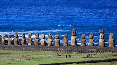 Ciudadano holandés denuncia insultos homofóbicos de empresa turística de Rapa Nui